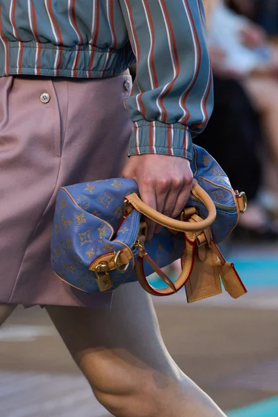 Look 169